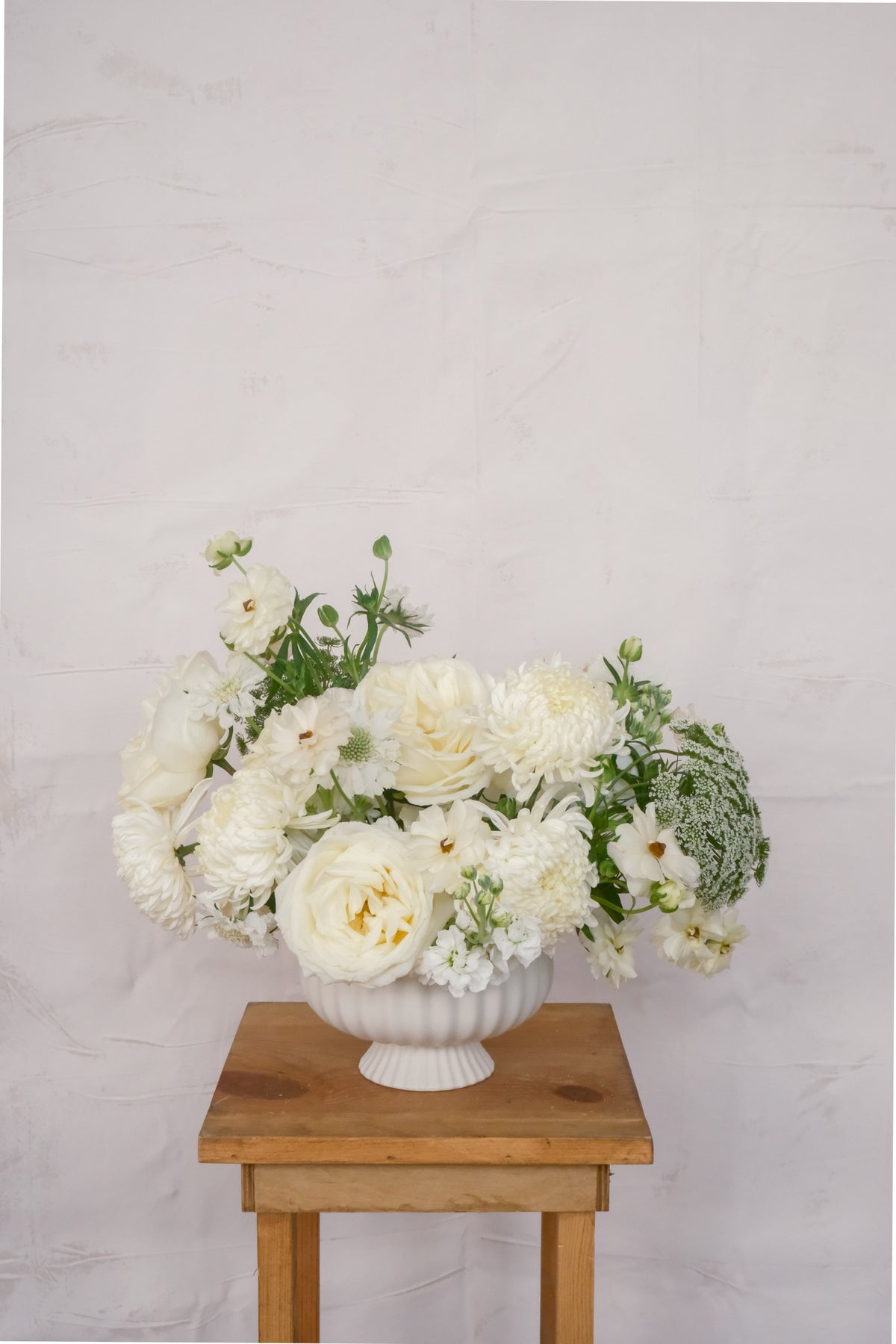 Mae | White & Ivory Garden Arrangement